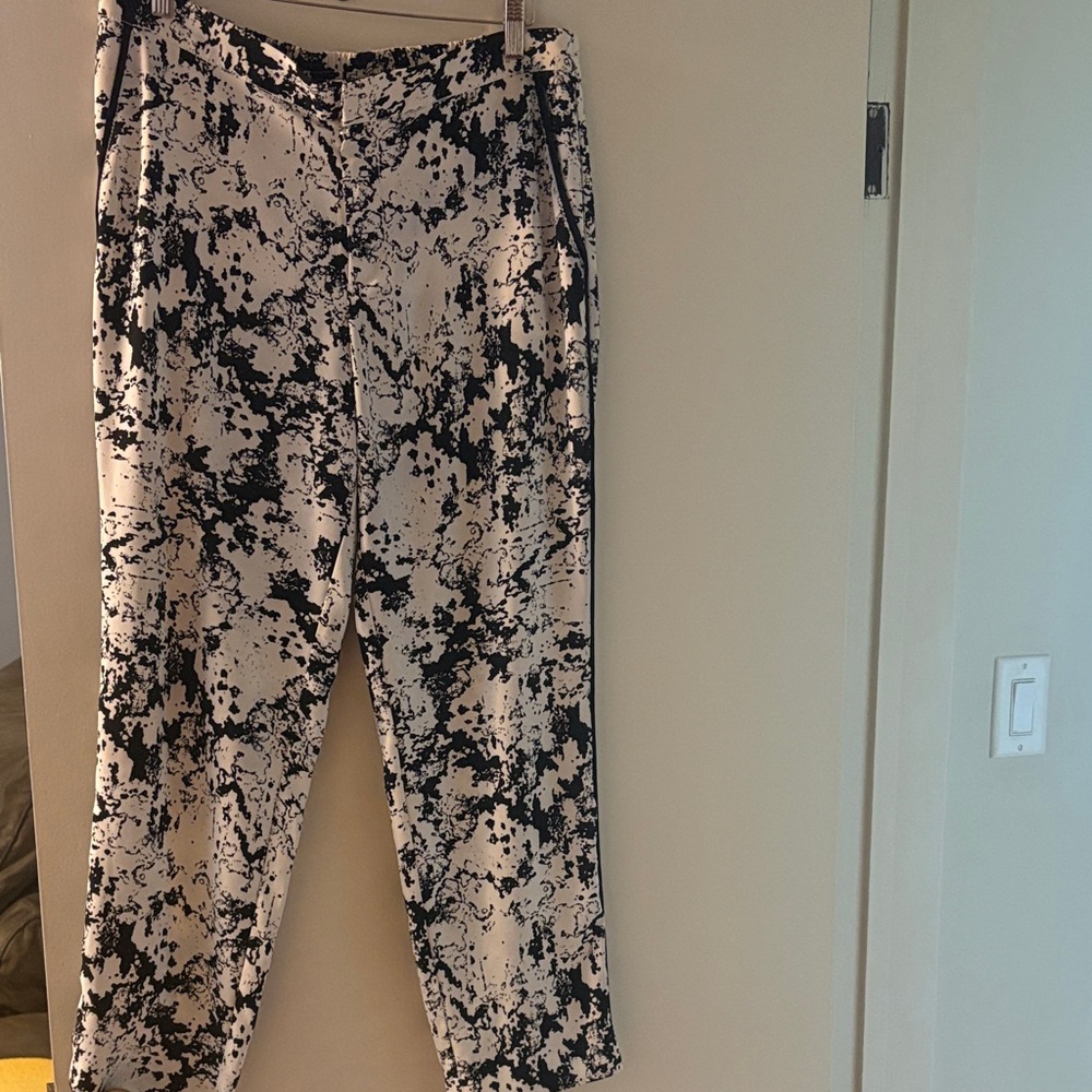 Banana Republic Black and White Patterned Trousers